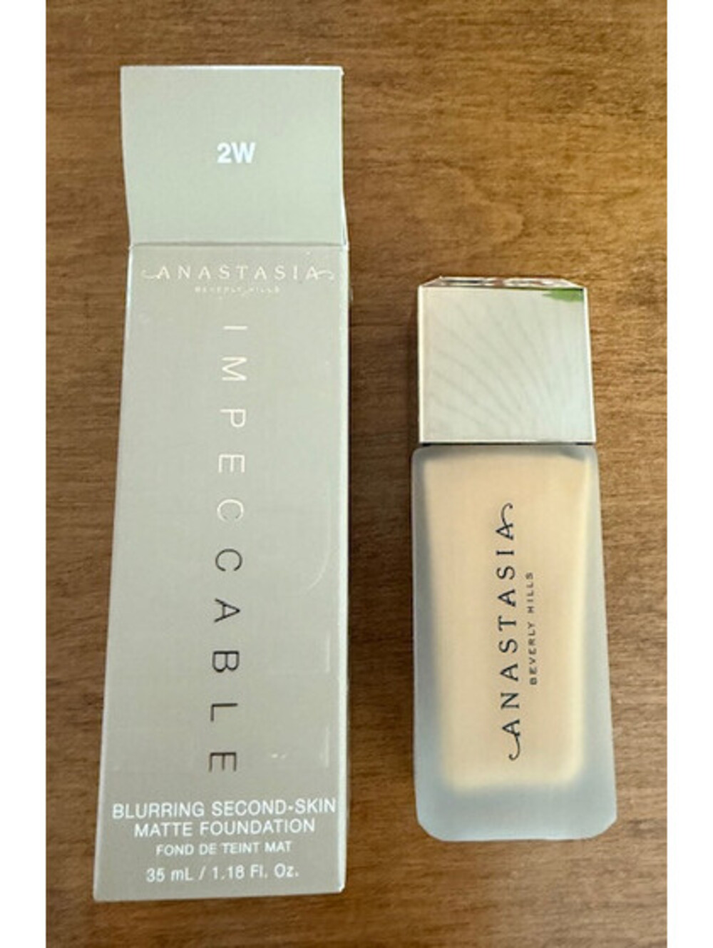 ANASTASIA BEVERLY HILLS Impeccable Blurring Matte FOUNDATION Shade 2W NIB